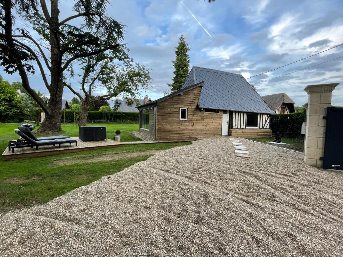Les Gites de Claire Saint-Gatien-des-Bois Extérieur photo